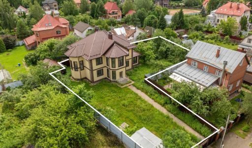 Дом на первой линии в Пруссах