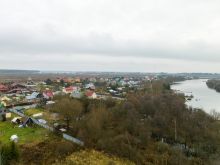 Дом у реки