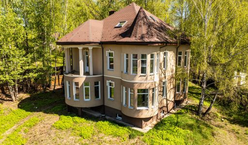 Дом с видом на воду в Славино