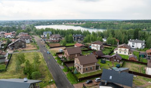 Дом в поселке Спас-Каменка