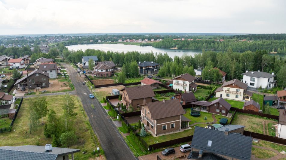 Дом в поселке Спас-Каменка
