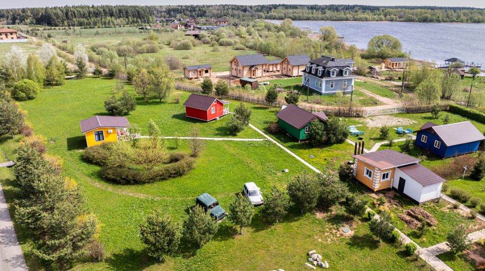 Парк-отель на берегу Волги
