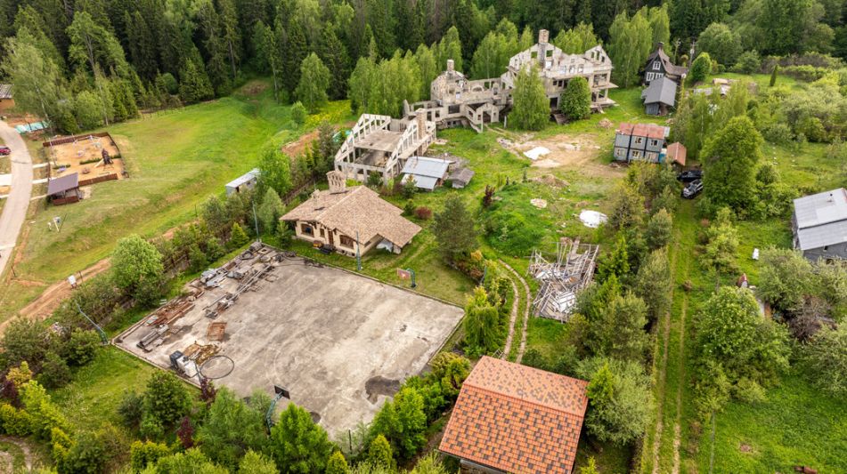 Резиденция в д. Нерощино