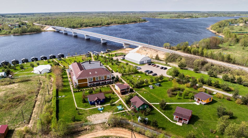 Резиденция на берегу Волги