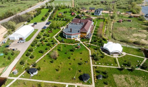 Резиденция на берегу Волги