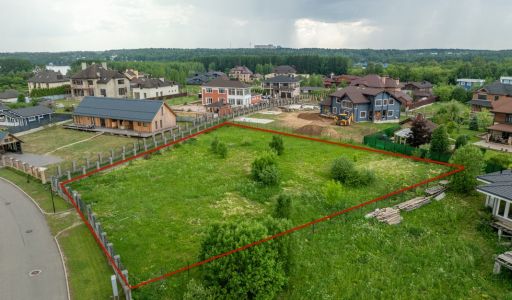 Участок в КП Аква Вилла