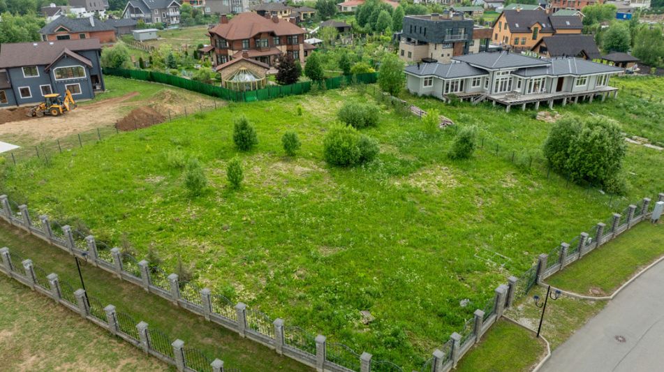 Участок в КП Аква Вилла