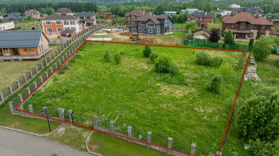 Участок в КП Аква Вилла