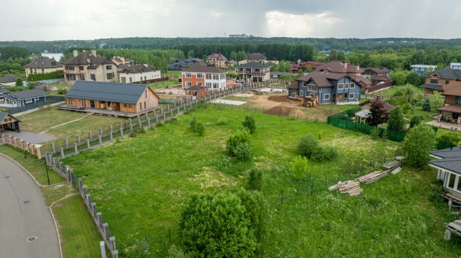 Участок в КП Аква Вилла