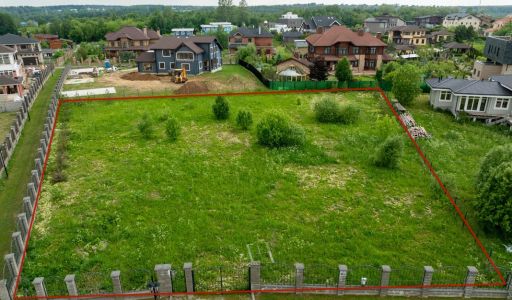 Участок в КП Аква Вилла