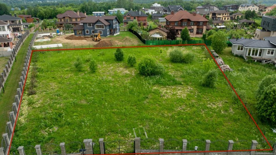 Участок в КП Аква Вилла