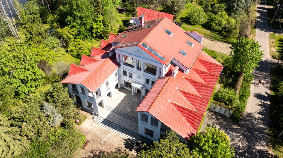 Усадьба в КП Малые Бережки