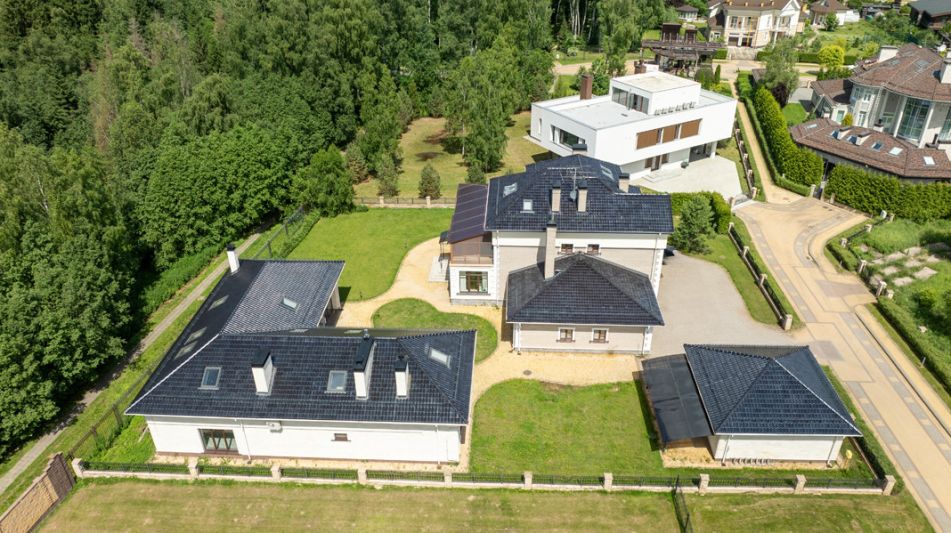 Готовый дом в КП Монтевиль