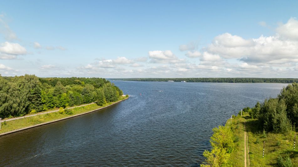 Участок у воды Витенево