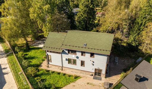 Дом у озера в КП Живописный