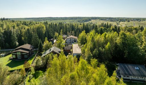 Дом у озера в КП Живописный