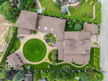 Дом с бассейном в КП Старвиль