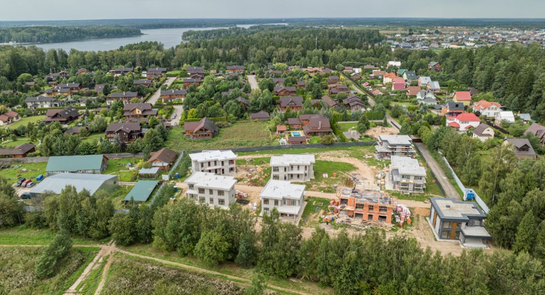 Истра Лэнд 2