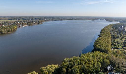 Участок на первой линии в КП Немо