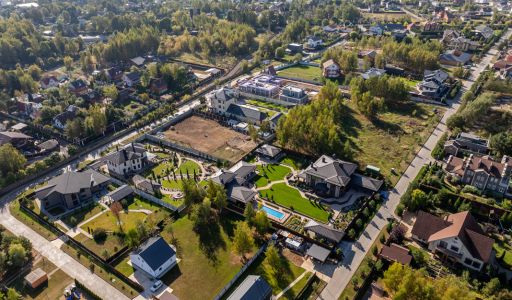 Участок на первой линии в КП Немо