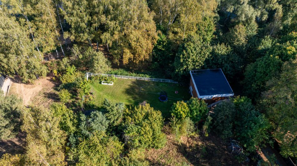 Участок на первой линии в КП Немо