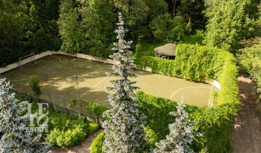 Усадьба окруженная лесом Горки-5