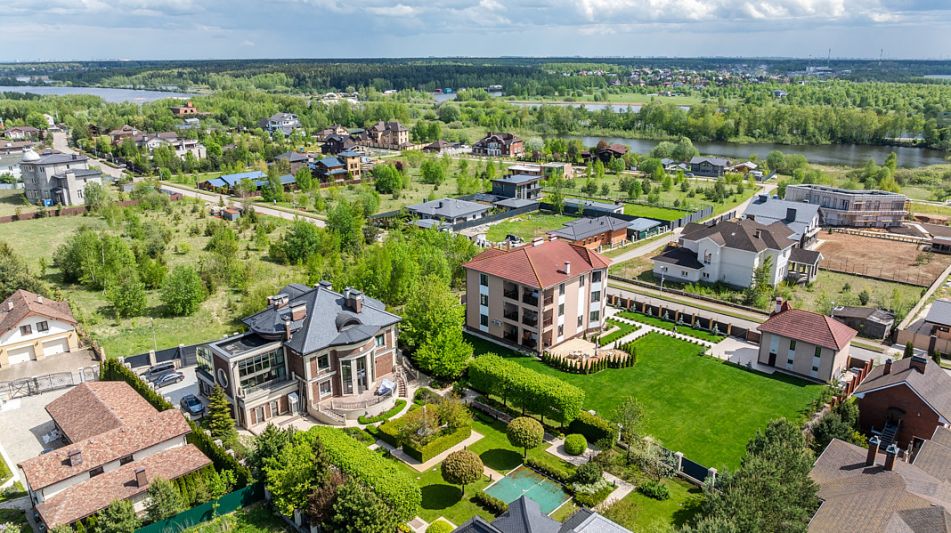 Земельный участок в КП Аврора