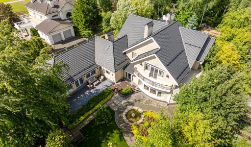 Прилесной дом в Вешках