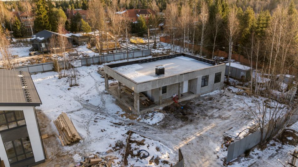Современный дом в СНТ Бутынь