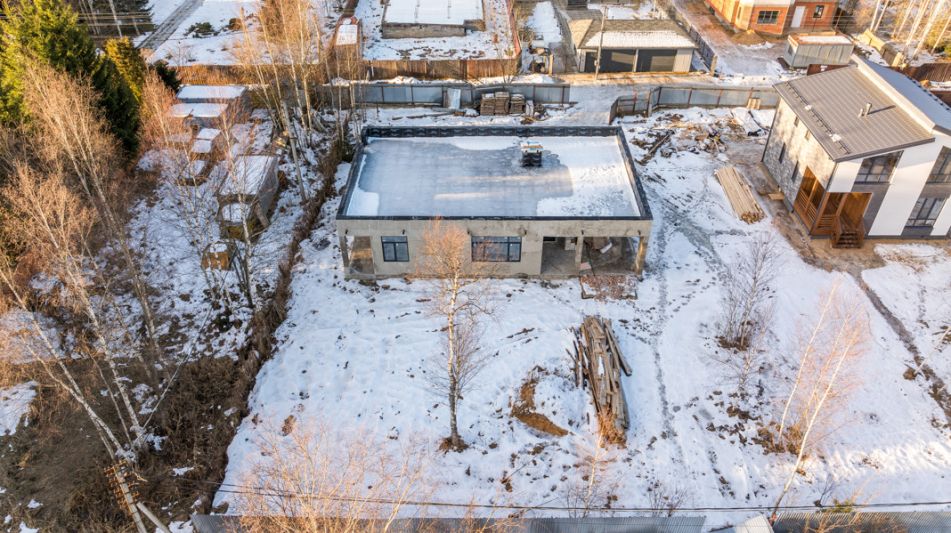 Современный дом в СНТ Бутынь