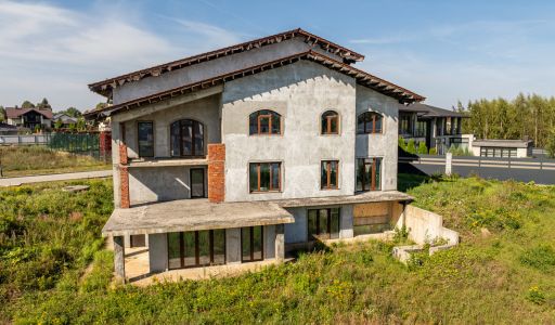 Дом у воды в КП Адмирал