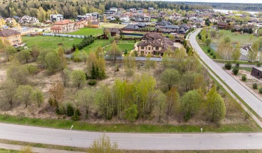 Большой участок в КП Аврора