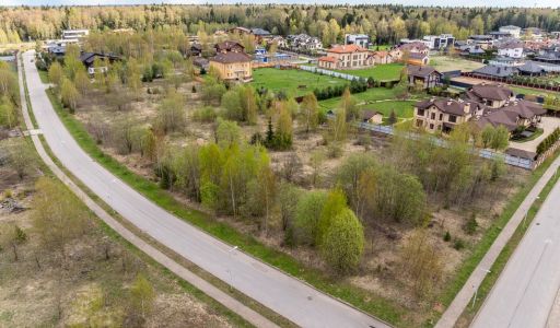 Большой участок в КП Аврора