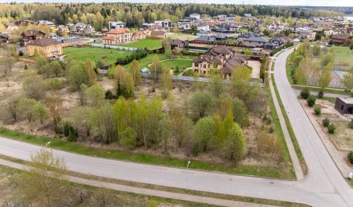 Большой участок в КП Аврора