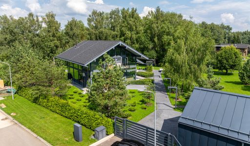 Дом у воды в КП Полуостров