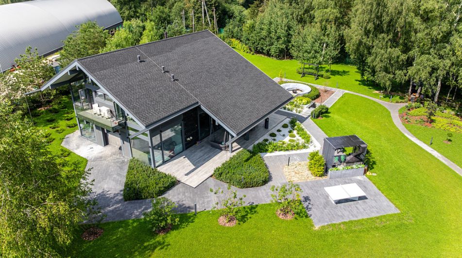 Дом у воды в КП Полуостров