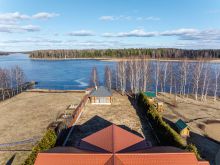 Дом в Конаково на 1 линии воды