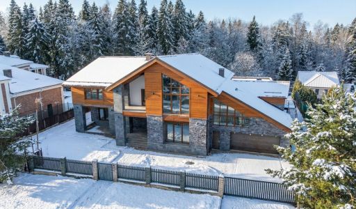 Резиденция у леса в КП Пестово