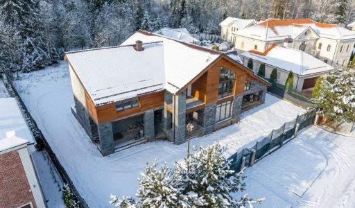 Резиденция у леса в КП Пестово