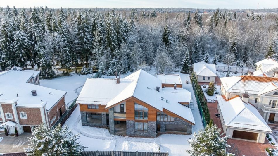 Резиденция у леса в КП Пестово