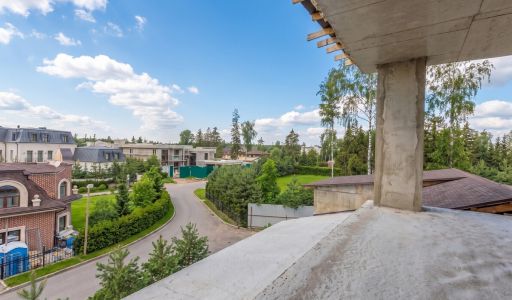 Дом без отделки в Агаларов Эстейт