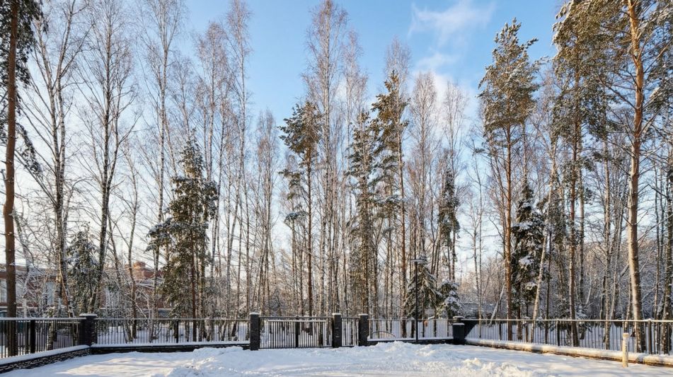 Участок в КП Кристал Форест