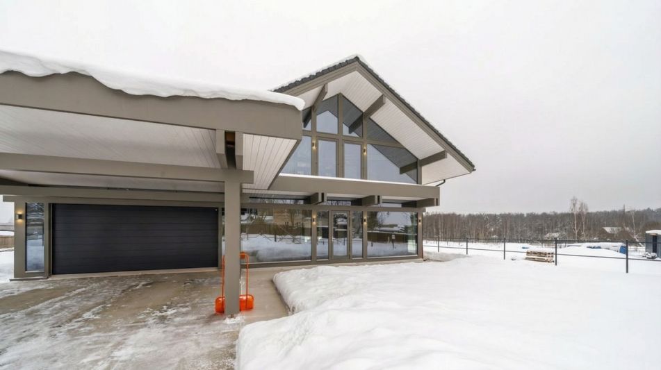 Новый дом под отделку в Лызлово