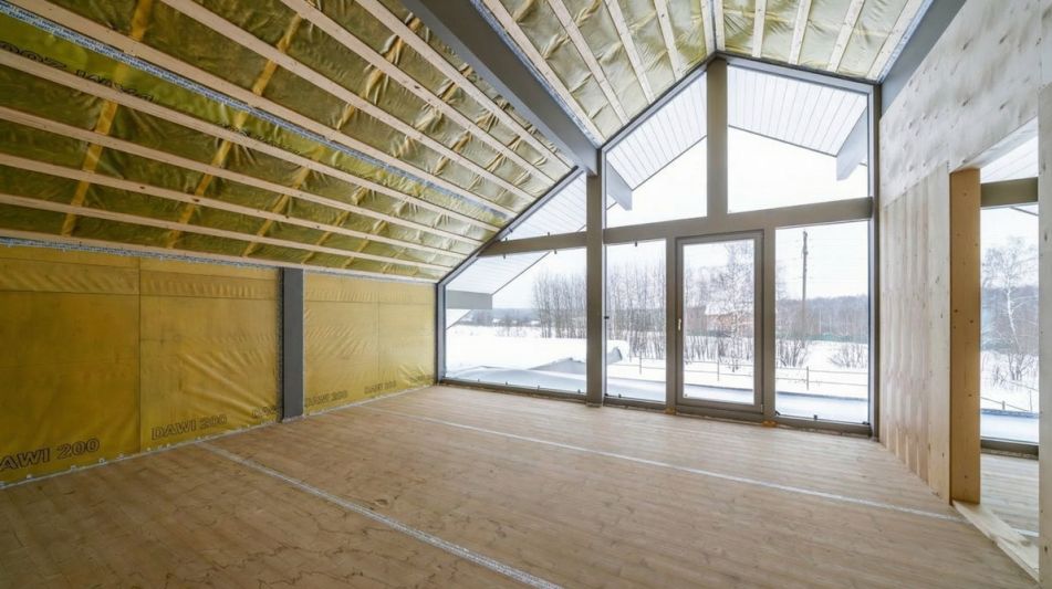 Новый дом под отделку в Лызлово