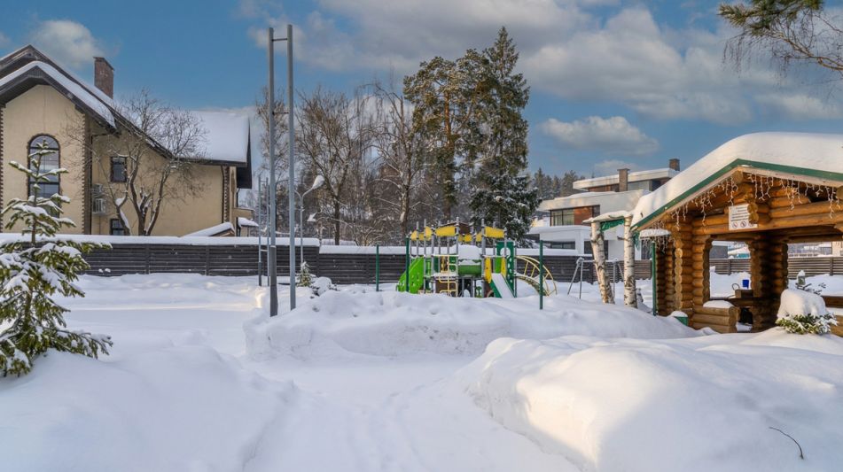 Участок в КП Старый свет
