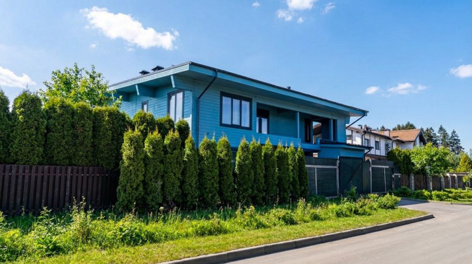 Дом на просторном участке Пестово