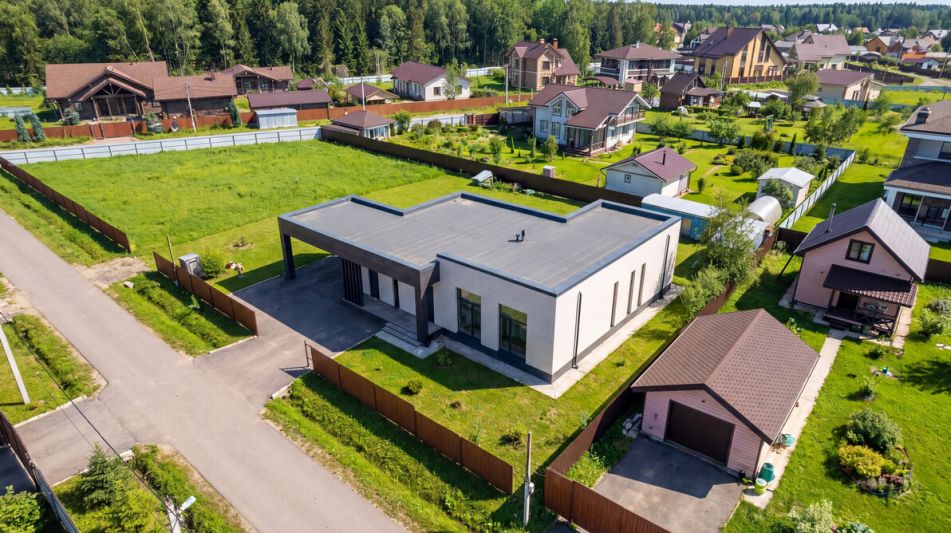 Дом в КП Кстининское озеро