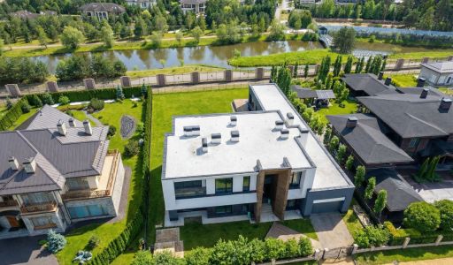 Дом у воды в КП Миллениум парк