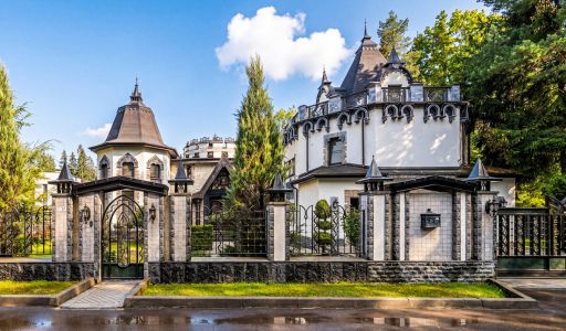 Дом - Замок для жизни в Троицком