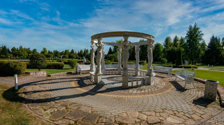 Дом под отделку в Миллениум парк